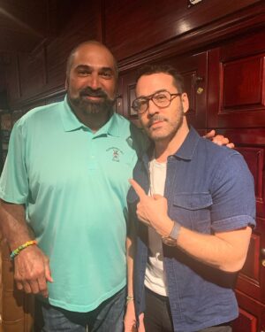 Jeremy Piven Instagram - I guarantee you, the big man did not go down easy as he never did… 
Sad day as one the great ones have left us #francoharris .  just before the immaculate reception when his team the Steelers were  losing his Italian mother began to play 
“Ave Maria “ then the immaculate reception happened …  Thank you mama