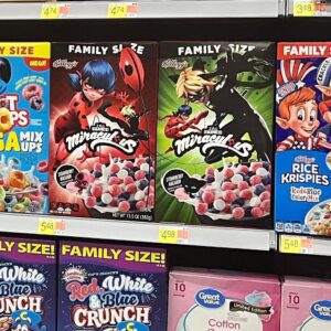 Jeremy Zag Instagram - Meanwhile at wallmart usa 🤔😍❤️ #wallmart #zagheroez #miraculousladybug