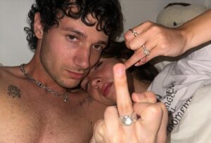 Jeremy Zucker Instagram - my wifeeee (borat voice) i love u forever