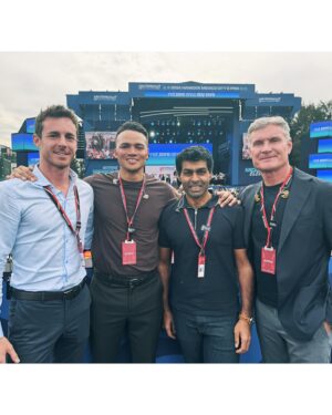 Jermaine Jenas Instagram - What a start to the season!🔥 Mexico City delivered @fiaformulae