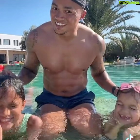 Jermaine Jenas - 2.6K Likes - Wait till the end 😂