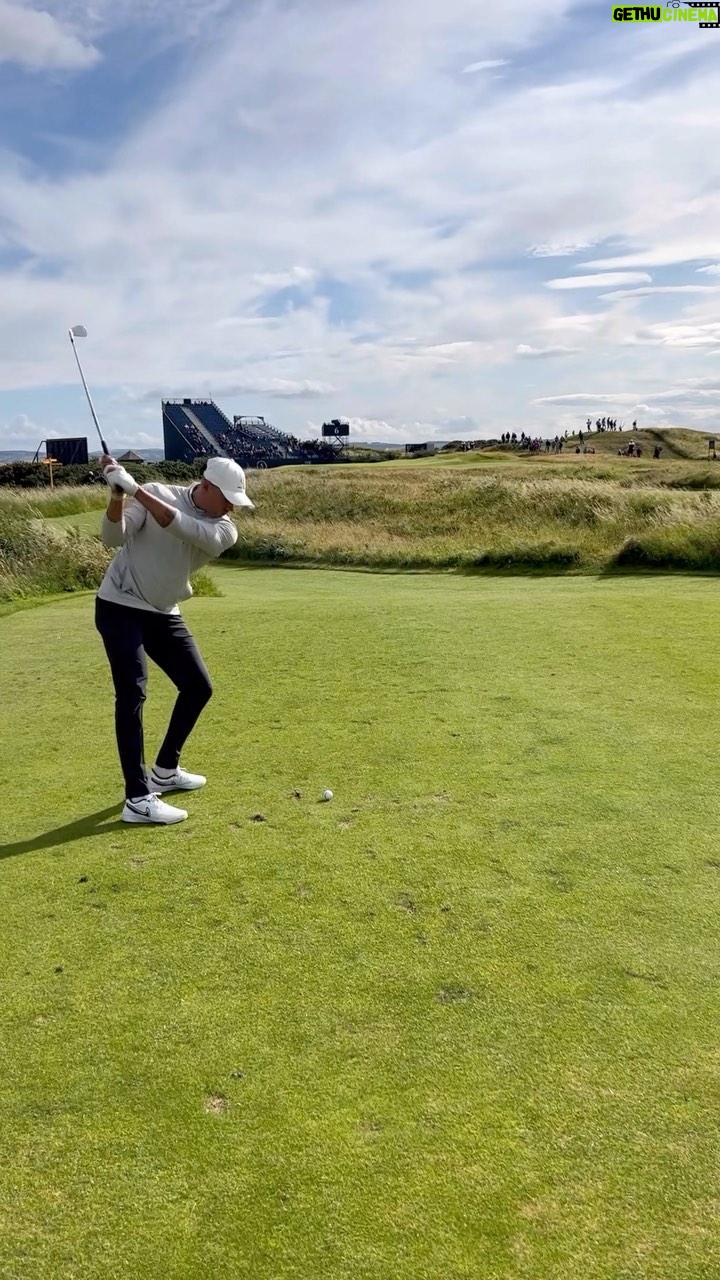 Jermaine Jenas - 3.5K Likes - Never did I think I would find a sport I love this much after football. A weekend I will never forget. Thank you @theopen. 🙌🏽🏌🏽