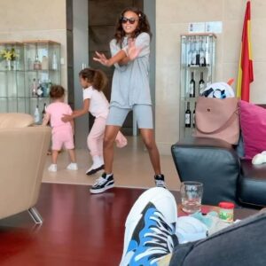 Jermaine Jenas Instagram - Sweet 16! Wow time flys.. my eldest daughter sancha I love you so much and I hope you get everything you want on this special day, happy birthday we can’t wait to see you! ❤️❤️❤️❤️❤️