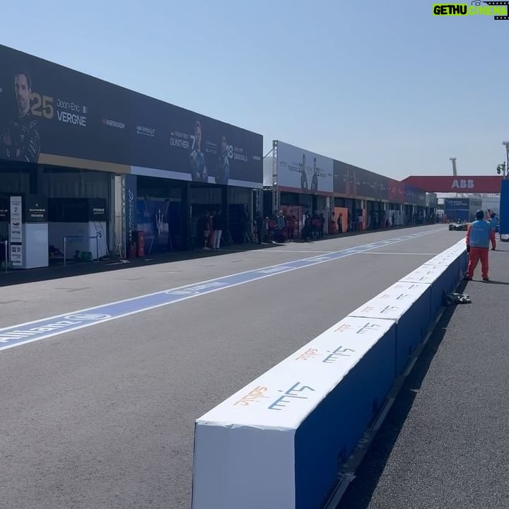Jermaine Jenas - 1.5K Likes - Formula e and Tokyo were made for each other.. incredible city that produced a sensational race! Race 5 done! Can’t wait for missano now 🏎️🙌🏽