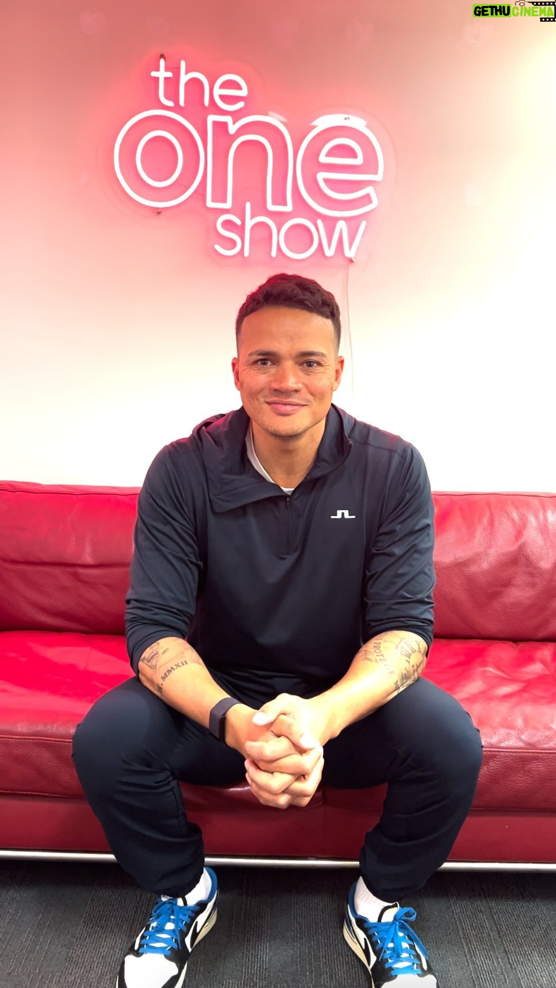 Jermaine Jenas - 2.7K Likes - What was your favourite school dinner? 😋
Ahead of this year’s #GoodSchoolFoodAwards, @jamieoliver and @jjenas remember theirs! 🍽️
The awards are all about celebrating the unsung heroes of school food and there are eight categories, including #TheOneShow’s ‘Rising Star Award’. Plus, our very own Jermaine is a guest judge! 🏆
If you know of a brilliant school or a school food hero, nominate them now! Head to bbc.co.uk/theoneshow for how to enter and full terms.
Entries are open now and close at 23:59 on 31st March 2024.