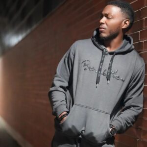 Jermel Howard Instagram - Just telling someone what to do does not make you a leader... You have to lead with results to earn trust.. show discipline, compassion, understanding, and sacrifices that benefit all and not just you..
What I stand for Speaks for itself..
-Jermelhoward-
Clothing by: #bombishwear @bombishwear
