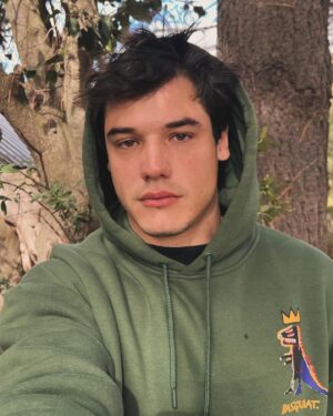 Jerónimo Bosia Instagram - El frío es mejor que el calor y el invierno mejor que el verano,  y la soledad mejor que la mala compañía 

Pero no estás listo para tener esta conversación 🙂‍↔️🙂‍↕️🙂‍↔️🙂‍↕️