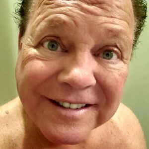 Jerry Lawler Instagram - Hey!! It's National Smile Day!
Let's see yours!!!