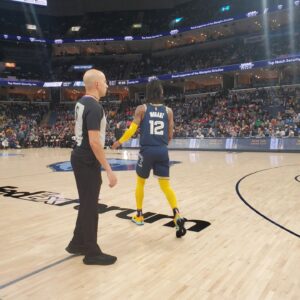 Jerry Lawler Instagram - Not bad seats here at the Grizzlies game tonight!