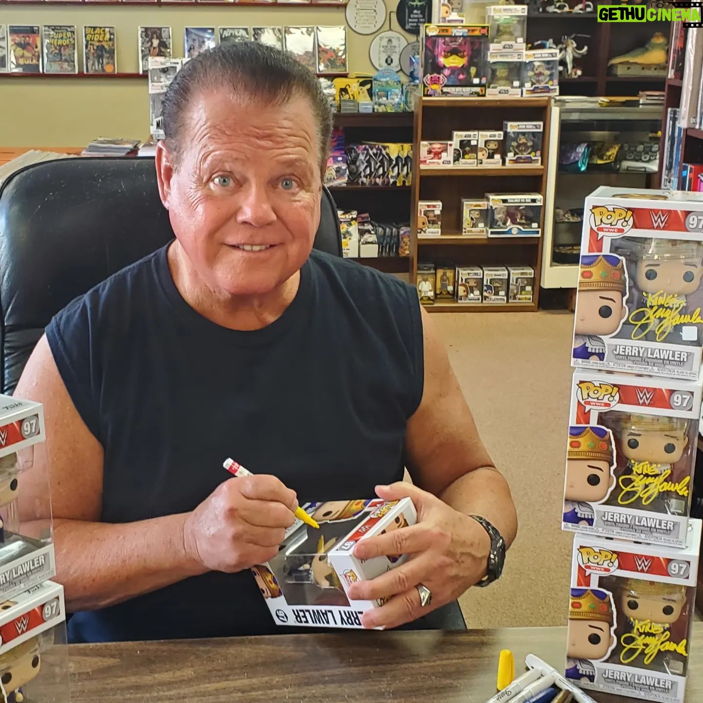 Jerry Lawler - 2.1K Likes - At COMICS & COLLECTIBLES in Memphis right now signing some Funko POPS! Come by and say hi!
@memphiscomics