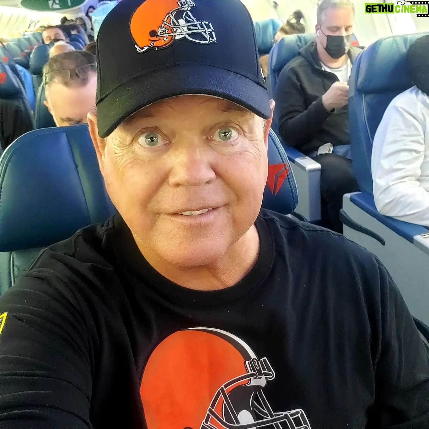 Jerry Lawler - 2.3K Likes - On the plane heading to Memphis in time to watch the Browns & Patriots. Can you tell who I'm pulling for?