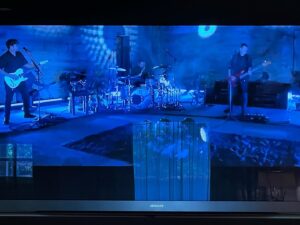 Jerry Trainor Instagram - Jimmy Eat World playing one of my favorite albums of all time, Clarity!!! They are crushing it! I can’t believe how good these songs are. Timeless. Shout out to my college girlfriend who introduced me to them! Sorry I was so weird. #jimmyeatworld