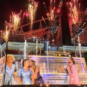 Jeslyn Gorman Instagram - “Hold on to the memories, they will hold on to you. And I will hold on to you.” ✨
.
.
2018 has quite possibly been my favorite year yet. Traveled the world with such genuine and beautiful people, saw the most breathtaking sights, worked on my heart and soul, sang and danced my heart out on the largest stage ever with such incredibly talented people, and truly loved every moment of it all! Gratitude is all I feel. So so so so thankful. This whole year has been such a blessing. 🙏🏼🙌🏼 Happy New Year, everyone! Cheers to 2019!!! 🍾🥂🎉