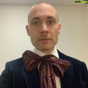 Jesper Rönndahl Instagram - Stylisterna bakom Jesper Rönndahl säger gott nytt år!
Edit: Idag förstår inte jag heller riktigt skämtet med sista bilden men jag har nåt minne av att det fnissades gott igår och det var ju ändå en annan tid då