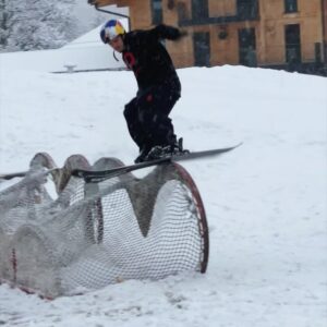 Jesper Tjäder Instagram - Down days at @thenines.cc!
🎥: @downdays_eu