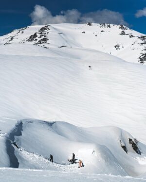 Jesper Tjäder Instagram - Insane trip! Thanks @redbullgeo, @powderproject.ch & everyone involved 🙏
📸: @judithbergstrom