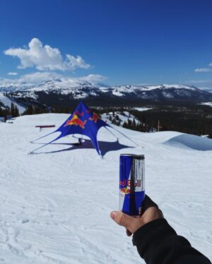 Jesper Tjäder Instagram - Thanks Red Bull for extending my season 🙏
@redbullsnow team session is on!
🎥: @judithbergstrom 
@redbullsweden