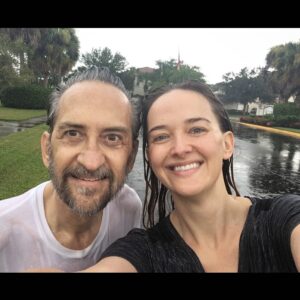 Jess Weixler Instagram - Happy Father’s Day dad!! Party on dads🕺🏻❤️