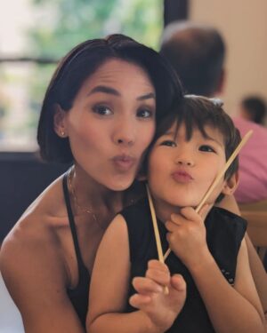Jessalyn Wanlim Instagram - Love to all those that play the role of mutha-freaking badass
#mothersday