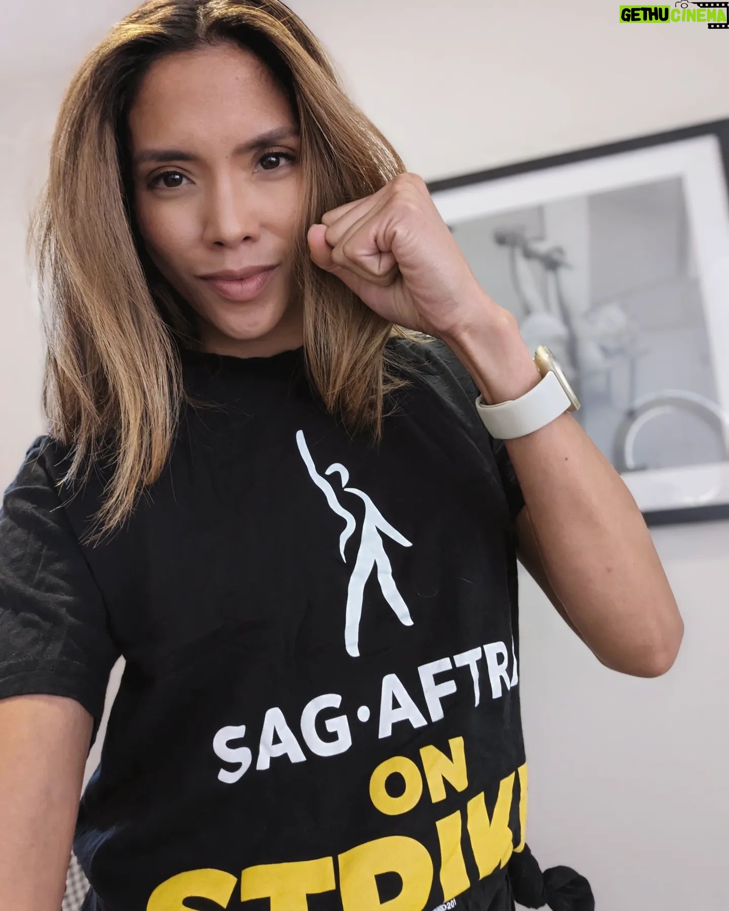 Jessalyn Wanlim - 3 Likes - Picketing in spirit as we hopefully come to some favorable terms š¤š¤ #SAGAFTRAstrike #sagaftrastrong #sagaftra