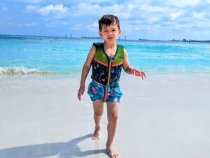 Jessalyn Wanlim Instagram - Spring break aka spring BROKE in Baha Mar! Fun times were had and new friends were made. Water park is definitely a must. But pro tip....💯 book this trip on Costco Travel. You'll thank me for this😉
