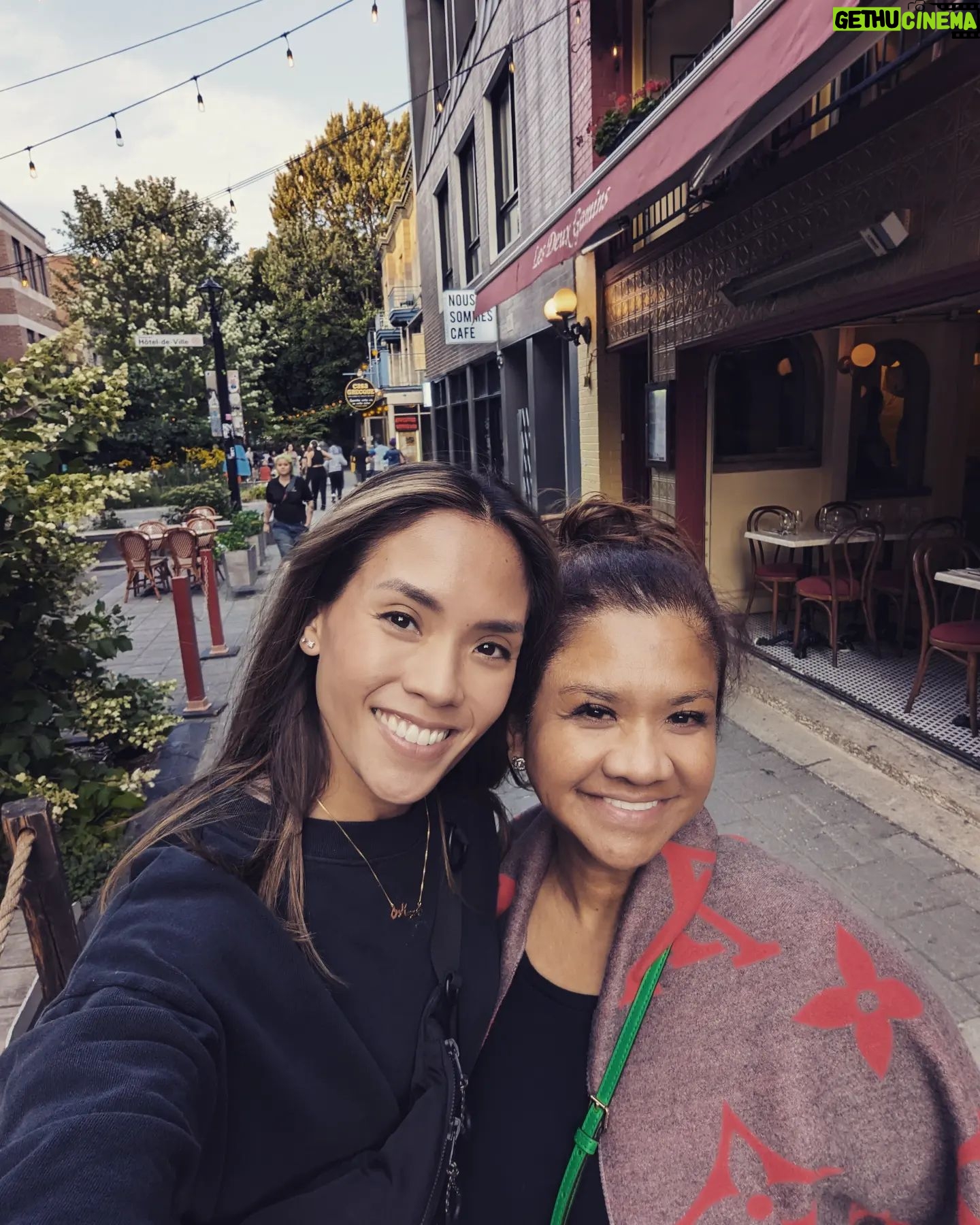 Jessalyn Wanlim - 3 Likes - 41 years around the āļø
C'est trĆ©s bon anniversaire pour moi. Hung out with my crazy aunties and mom, learned that fire hydrants need signs because of snow banks, met up with my 3rd grade friend on a whim, ate some good food and ran up Montreal's version of a "mountain"š
Au revoir, you beautiful city. Je t'aime.
#thisis41