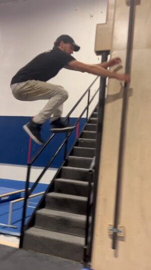Jesse La Flair Instagram - Fun little #parkour challenge from last night