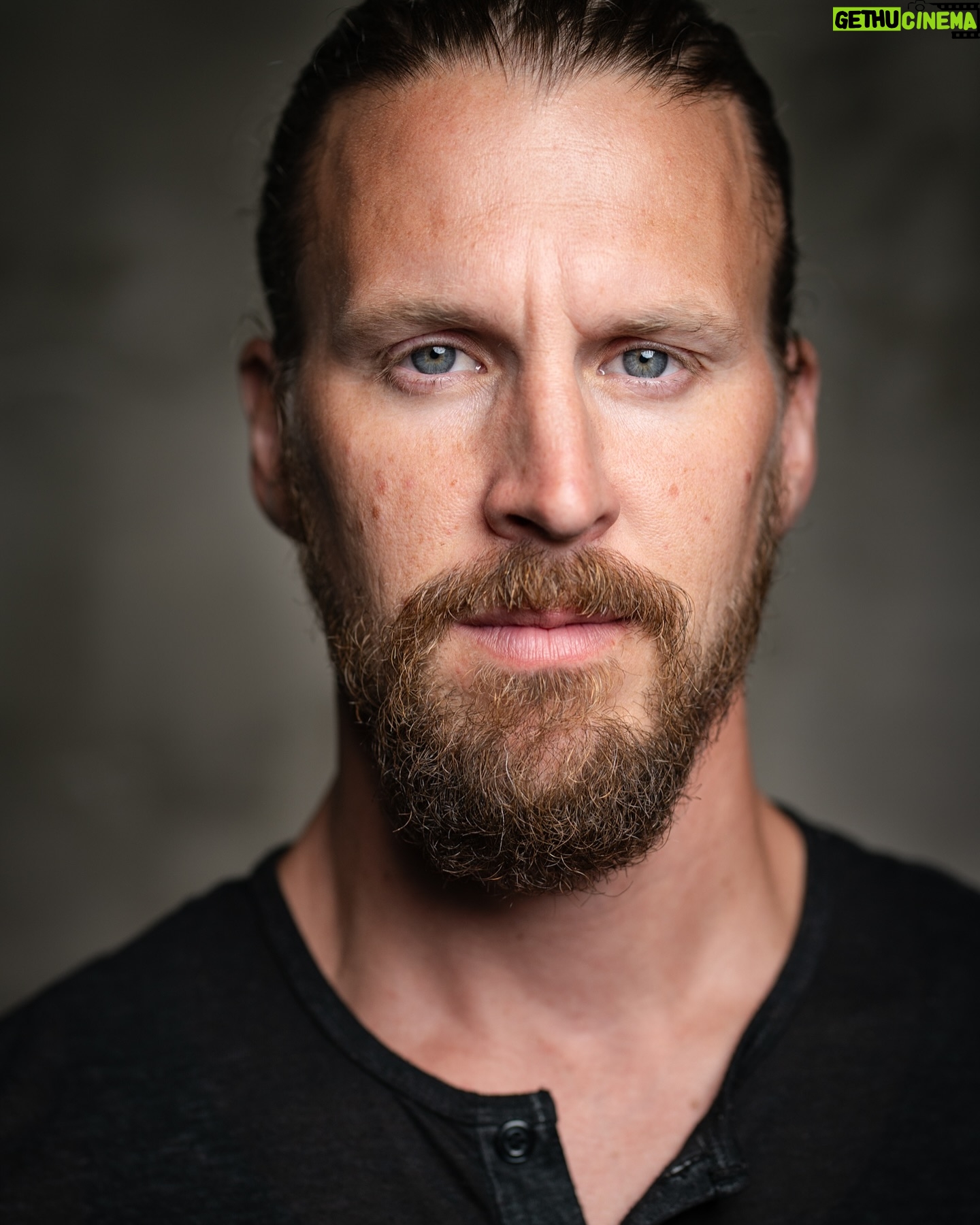 Jesse La Flair - 696 Likes - I am beyond proud to announce that I have signed with industry titan and icon @susan__walters and I am now represented by @stwtalent with offices in NYC, Atlanta GA, and Wilmington NC 🙌🏻
Recent headshot session with @ronfallicaphotography was amazing. What’s your favorite slide?