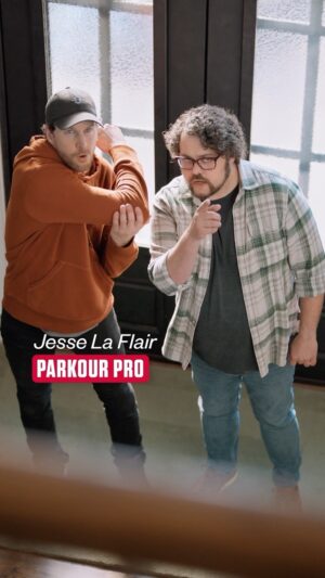 Jesse La Flair Instagram - Frog hops and front flips? I’m your guy. But when it comes to spiders? You should probably call a real pro… With over 120 years of experience, nobody’s better than @orkinpestcontrol . PARKOUR!

#Orkin #TheBestinPests #pestcontrol #stuntman #parkour