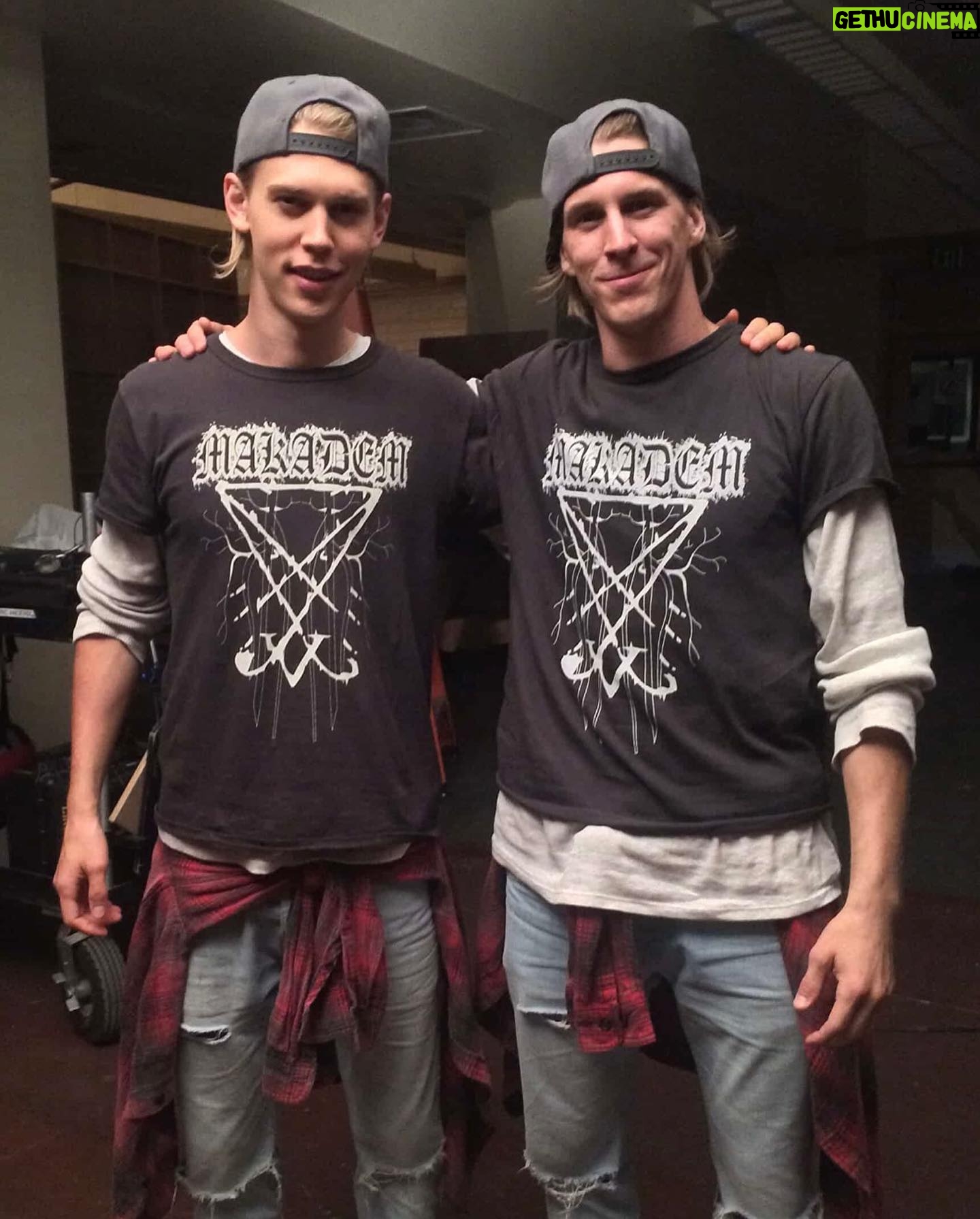 Jesse La Flair - 4.4K Likes - Being a #stuntdouble is the highest honor as a #stuntperformer. You and the actor you are working with become partners. You become an extension of the charecter, learning to mirror the nuances of the actor and paying attention to all elements of continuity of each scene you are working on. Their safety is a part of your job.
Slide 1: #XMen @kodismitmcphee
Slide 2: #TheRookieABC #petedavidson
Slide 3: #WishAponAUnicorn #KevinJOconnor
Slide 4: #alwayssunnyinphiladelphia #davidhornsby
Slide 5: National Dominos commercial #joekeery
Slide 6: #yogahosers #austinbutler
Slide 7: #curbyourenthusiasm #larrydavid
Slide 8: #bigsky #danielditomasso
Slide 9: #mntdew #FahadMustafa
Slide 10: #alphamovie #kodismitmcphee