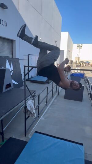 Jesse La Flair Instagram - Been sweating my ass off getting the course ready for these guys but managed to film a clip before the 2023 #KOTC athletes absolutely destroy this course. #TMPST