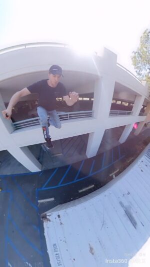 Jesse La Flair Instagram - One of my new favorite tools to capture #parkour is a #360camera. Enjoy a mix of #movement I captured over the past few months. 👟➡️ #laflairsintheair