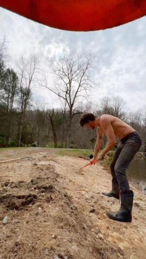 Jesse La Flair Instagram - Unearthing a white sand beach here @sacredspringssanctuary Day 1
