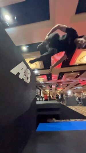 Jesse La Flair Instagram - Warming up for the comp! @tempestfreerunning X @adrenalineworldwide #KOTC