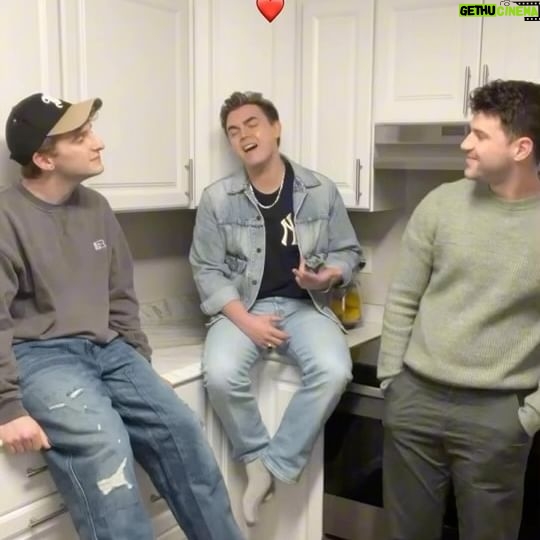 Jesse McCartney - 23.1K Likes - 🧑🍳 Kitchen vibes with @jonathantilkin and @anthonygargiula 🎶 should we do more of these?