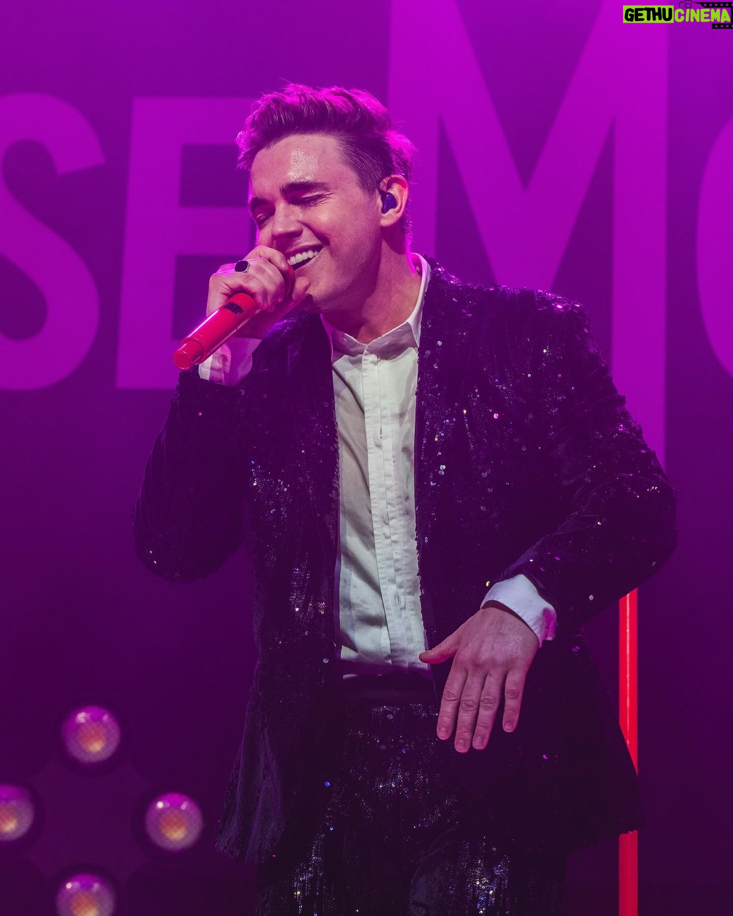 Jesse McCartney - 13K Likes - Tour feels like so long ago! I miss seeing all of you out on the road. I have 3 shows next month and some other news to share with you soon š Until then, July tix available in bio! šø: @chelsiemcgrady and @betweentwobolts