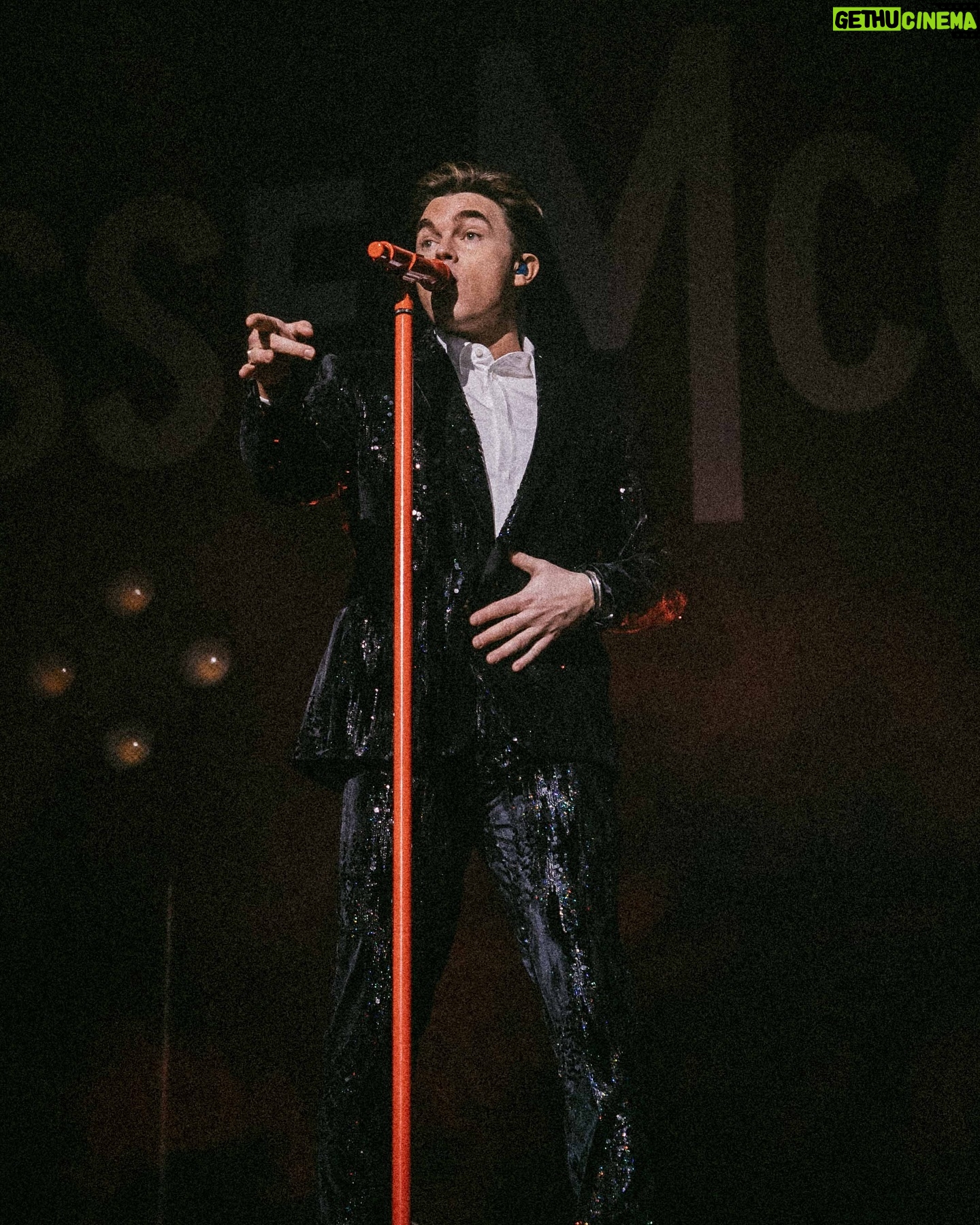 Jesse McCartney - 13K Likes - Itās only been a week since we wrapped the #AllsWellTour and Iām having serious withdrawals! Miss you guys.