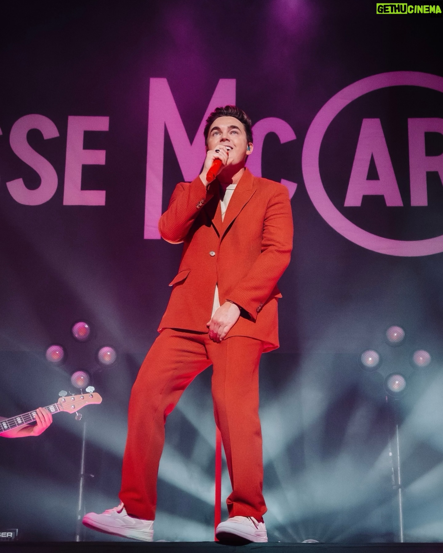 Jesse McCartney - 13K Likes - Itās only been a week since we wrapped the #AllsWellTour and Iām having serious withdrawals! Miss you guys.