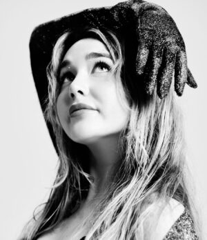 Jessi Case Instagram - This is my new hat hand