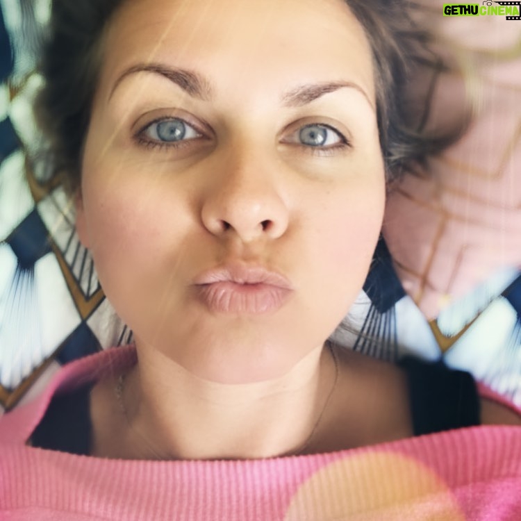 Jessica Boehrs - 1.3K Likes - Whenever you feel discouraged, just remember, you are the center of the universe for tiny humans you made from scratch.
#mama
@momunityapp @littleyears