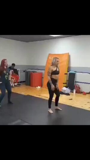 Jessica Borga Instagram - This was my first ever dance class a few years ago. So much fun. Need to go back. Love dancing #somuchfun #dance #heels