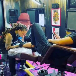 Jessica Clark Instagram - Repost @rubys_ink
💜💜💜💜
In my vibes baby a long journey to this!!! 
Follow us @higharttattoo we in MIAMI bih
higharttattoo@gmail.com