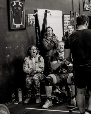 Jessica Fostekew Instagram - I love these official pictures from @theblackcatthrowdown by 

📸 @lizstiddardcrossfitphotos 

WHAT A GREAT BIG MEGA LOAD OF FUN @georgiarosebeahan 💪🏻
