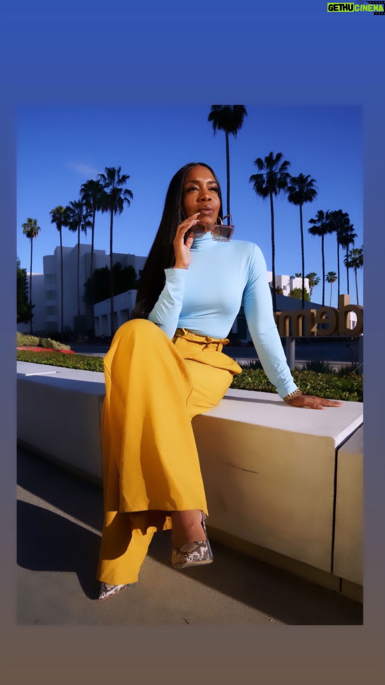 Jessica Frances Dukes - 1.4K Likes - #Theartistjourney is like no other journey in the world. There will be extreme ups, some low lows, and everything in between. As a #businessowner, you have to operate as best you can through it, navigating your way towards your #goals. #Takingrisks, and #trustingGod (or whoever your higher power is) #Plantingseeds, and watering them daily. Failing and #Learning. Succeeding and #Growing. #Building your business bit by bit and still finding time to take care of you, time to pat yourself on the back and say #YouGotThis, #Youdidgood, now #KeepPushin!
Thankyou to the entire team this year for making this journey so special! STAY TUNED FOR WHATS NEXT! Big Tings Coming in #2024 #NewYear #NewChapter
Final 2 Shots in the reel & cover photo:
#photographer @lelunddurondstudios
#Hair @jtouch
#makeup @savvystarbeauty