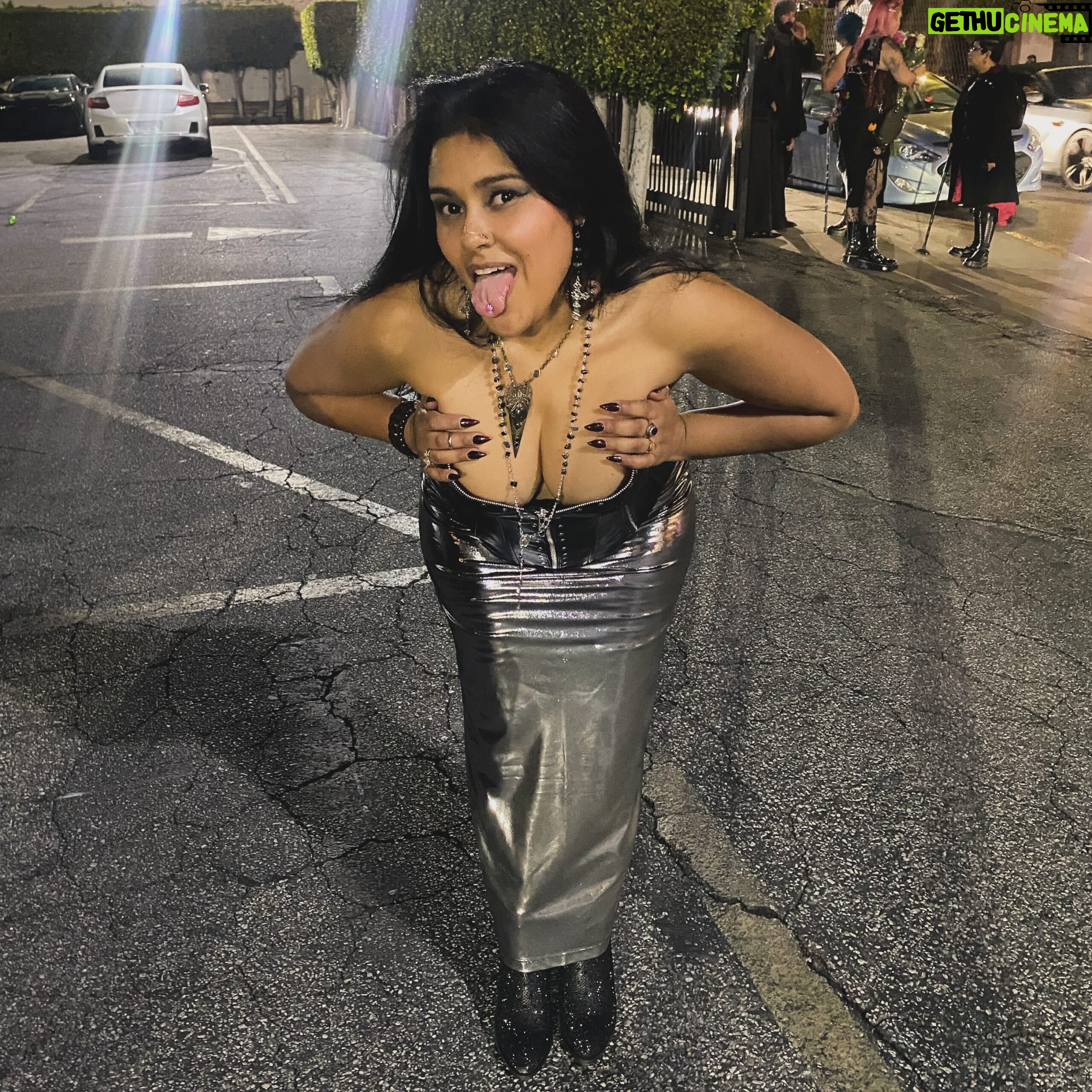 Jessica Franco - 536 Likes - Had a blast at @clubbarsinister 🖤 Seeing @orgyofficial perform was beyond incredible 🥹🫠 Anyways here is a photo the homie took before we headed back home. We made it out of the orgy in one piece
Should I share more videos from that night?