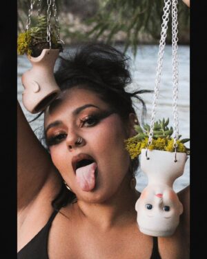 Jessica Franco Instagram - SOLD ❌ Only 1 left! Succulent porcelain dolls 🤍
I’m super excited to be starting off my own upcoming business!!! 
I can’t wait to see where I am at this time next year 🕯️🙏🏽
•
Shot by @elithefungi 
MUA/Hair @elithemakeupguy @elithecosmoguy 
•
#dollheads #creepydolls #creepydollsofinstagram #porcelaindolls #greenthumb #succulents #greenplants #oddities