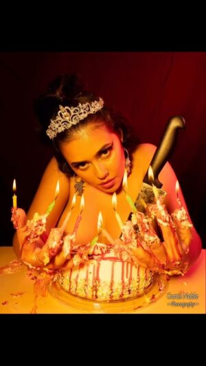 Jessica Franco Instagram - Another year alive on this planet 🙏🏽 Thank you everyone for the Birthday wishes and for the ongoing support throughout all these years. 
Feel free to Follow my new page @rare.breedz_ 
Loving you all 🤍 
Now let’s get spooky 🖤🔪 
•
Shoot from last year with photo @curtisnoblelifestyle 
MUA/Hair @elithefungi @elithemakeupguy @elithecosmoguy 
•