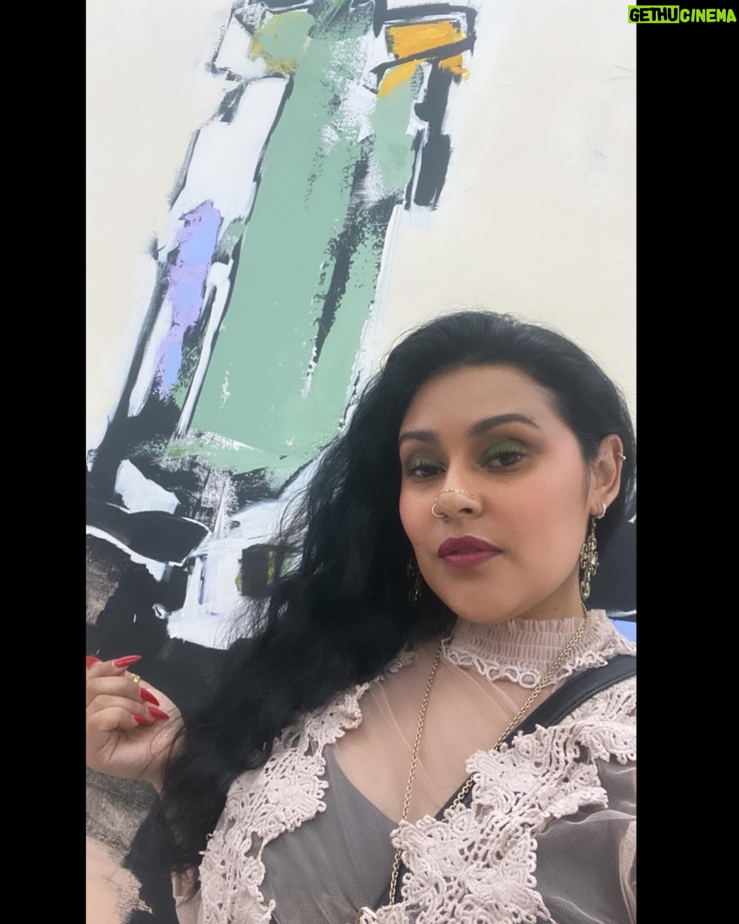 Jessica Franco - 182 Likes - Some of my favorite art pieces from last weekends art show down in LA. The homie/artist @naja.art.collective 👏🏽 Congratulations man, you sure are an inspiration!!! I can’t wait to see what’s next.
•
#abstractart #abstractartist #artislife #feelinmyself #naturalbeauty #vintagefashion