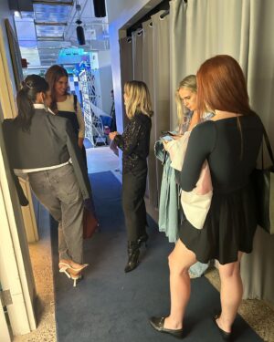 Jessica Knoll Instagram - Touched by angels today. (Episode airs Sunday the 24th).