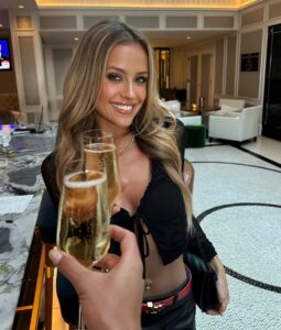 Actress Jessica Lord HD Instagram Photos and Wallpapers July 2024